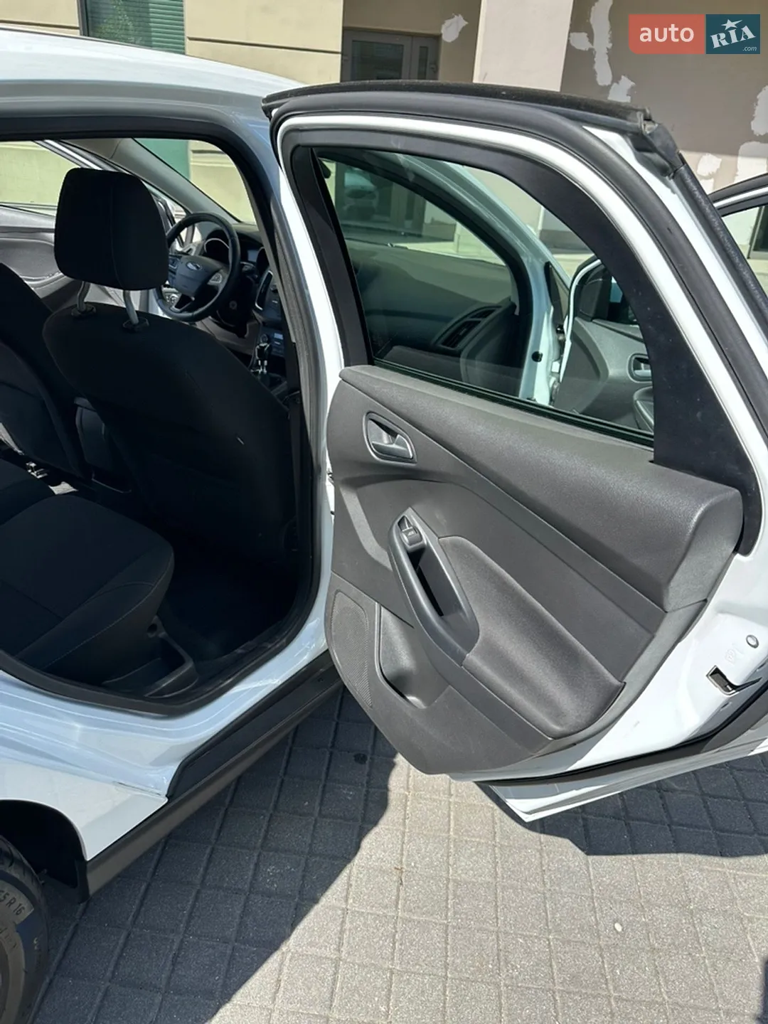 2017 Ford Focus - мініатюра 10