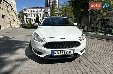Хэтчбек Ford Focus 2017 в Киеве