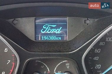 Седан Ford Focus 2011 в Корце