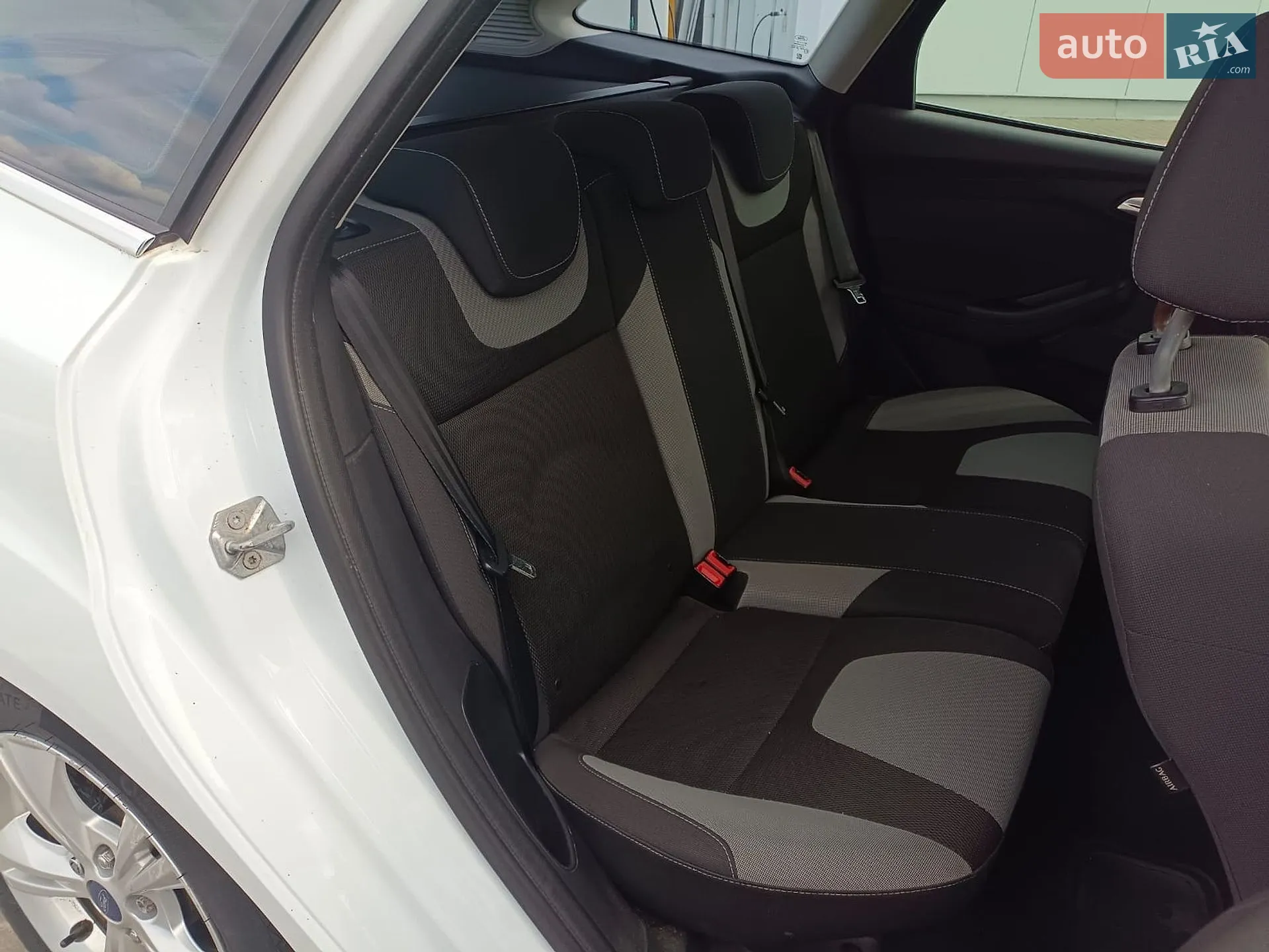 2013 Ford Focus - мініатюра 17