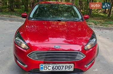 Хетчбек Ford Focus 2015 в Львові