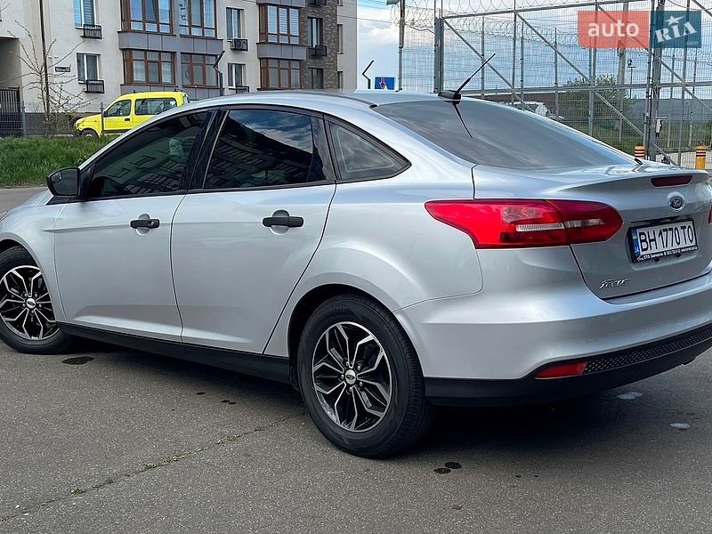 Седан Ford Focus 2017 в Одессе