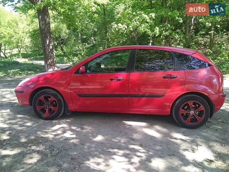 Хэтчбек Ford Focus 2002 в Львове