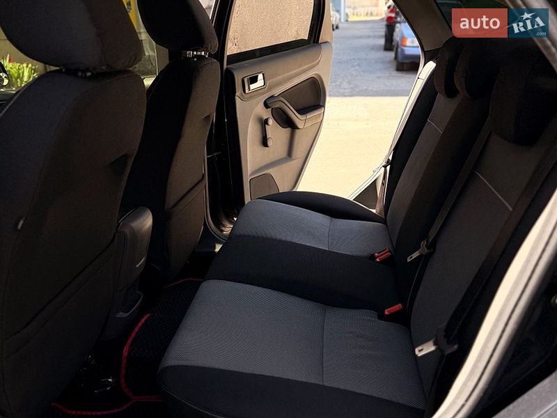 Хетчбек Ford Focus 2011 в Хмельницькому