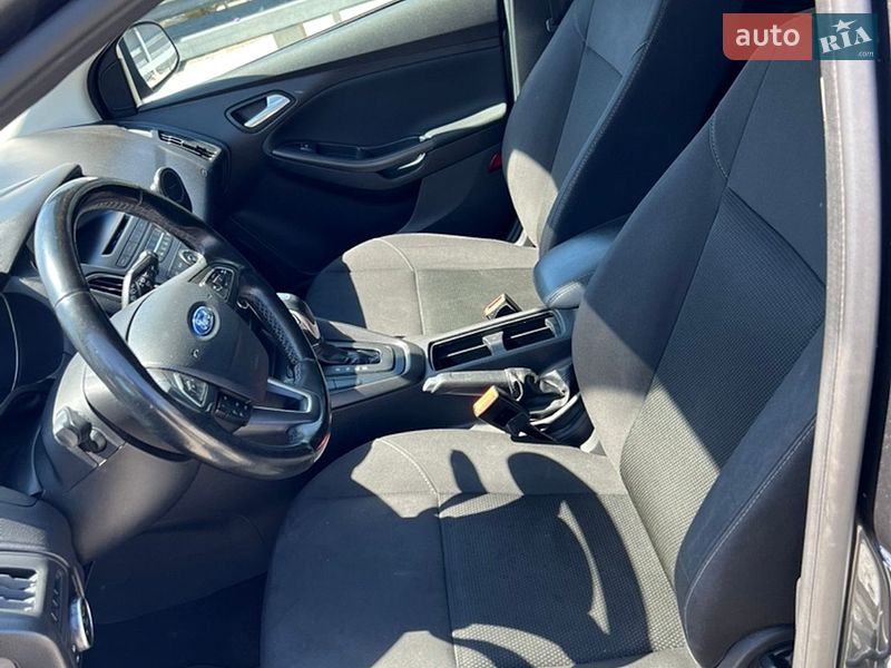 Хетчбек Ford Focus 2016 в Києві фото 23 Хетчбек Ford Focus 2016 в Києві