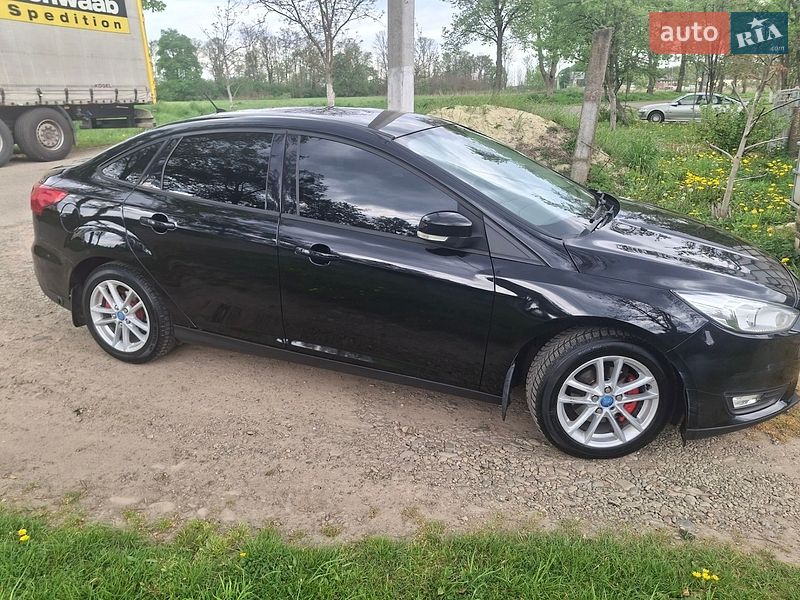 Седан Ford Focus 2015 в Николаеве