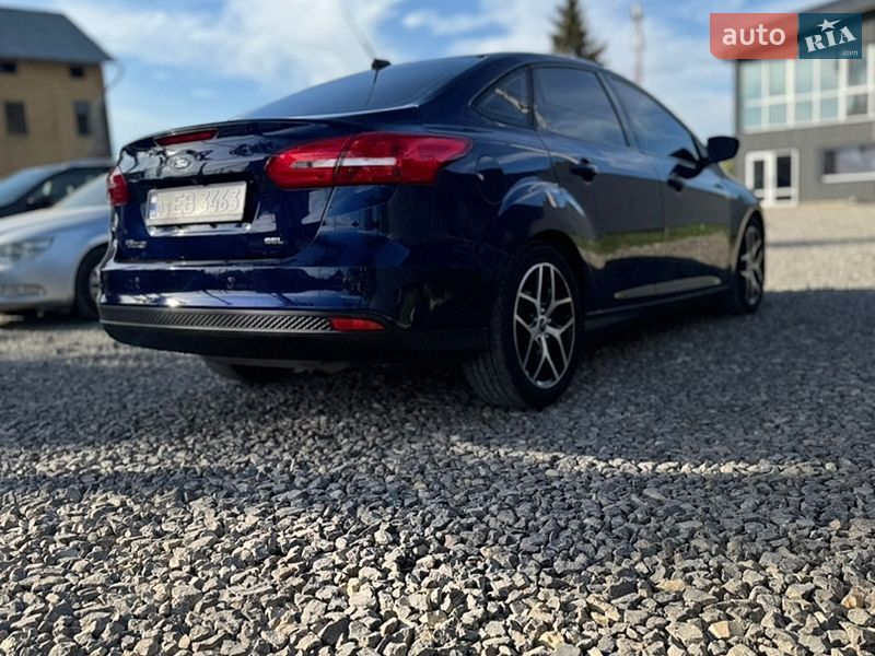 Седан Ford Focus 2017 в Бурштыне