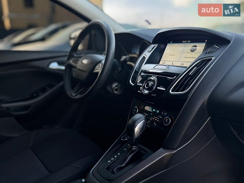 Седан Ford Focus 2017 в Бурштыне