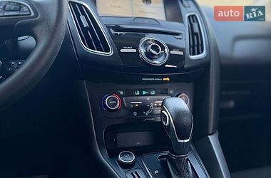 Седан Ford Focus 2017 в Бурштыне