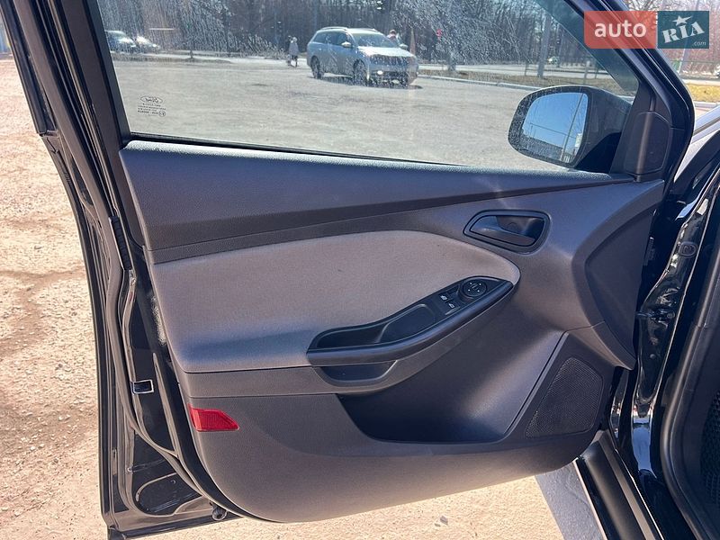 Хэтчбек Ford Focus 2012 в Харькове