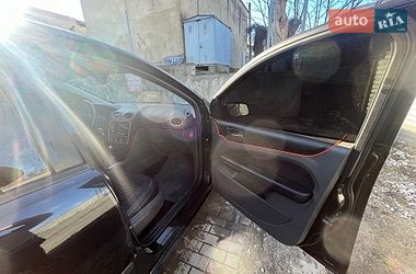 Хетчбек Ford Focus 2007 в Чернівцях