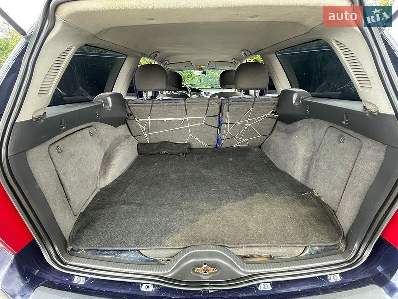 Універсал Ford Focus 2001 в Ужгороді