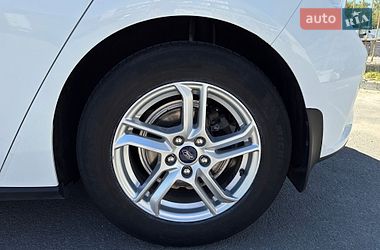 Хетчбек Ford Focus 2019 в Дніпрі