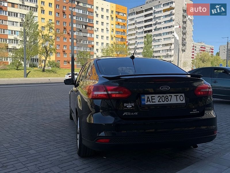 Седан Ford Focus 2015 в Дніпрі