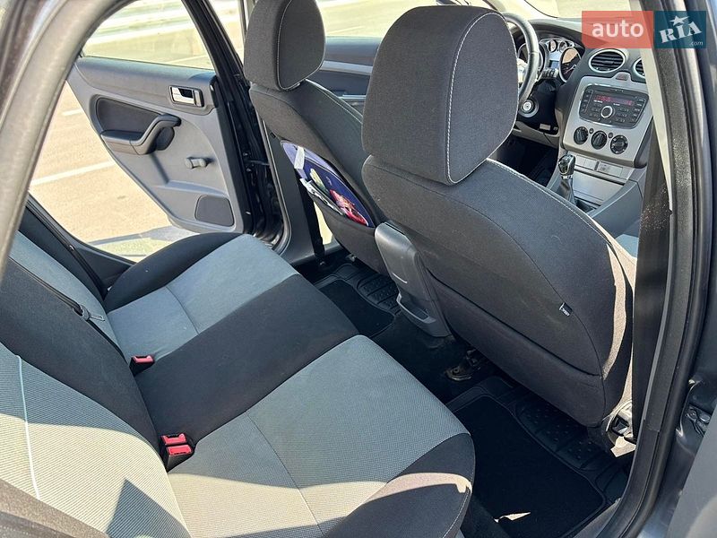 Хетчбек Ford Focus 2010 в Львові