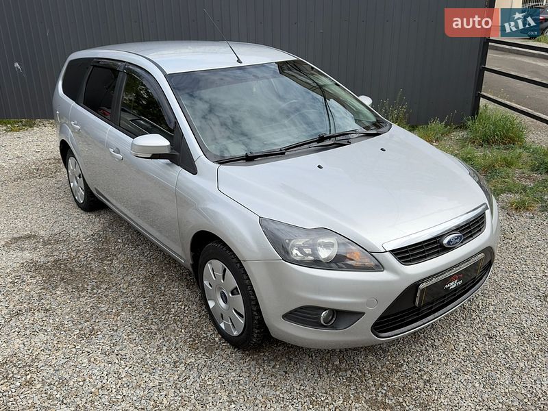 Універсал Ford Focus 2010 в Івано-Франківську