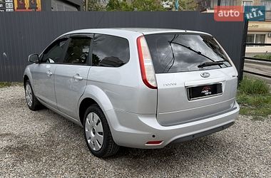 Універсал Ford Focus 2010 в Івано-Франківську