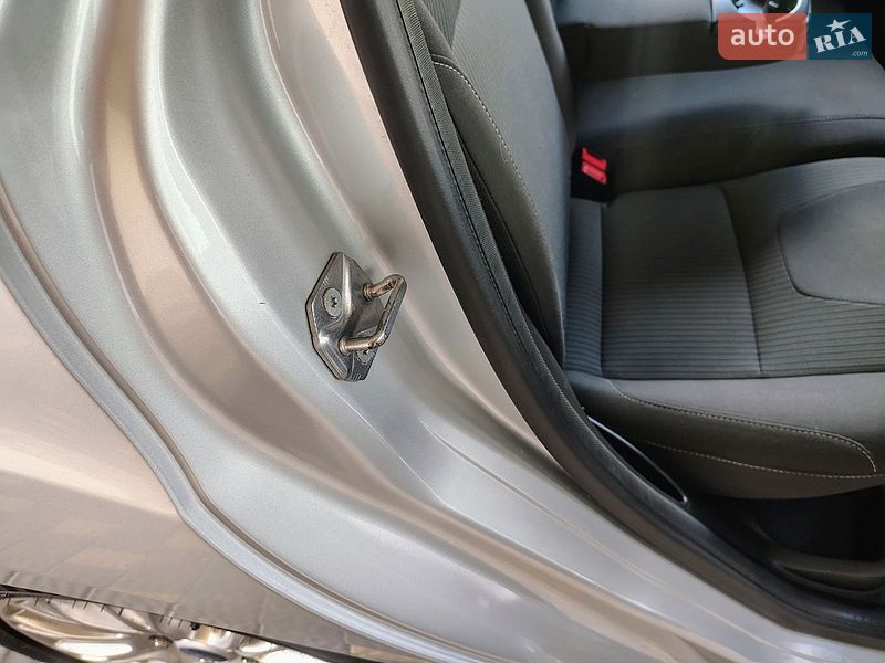 Універсал Ford Focus 2014 в Бориславі