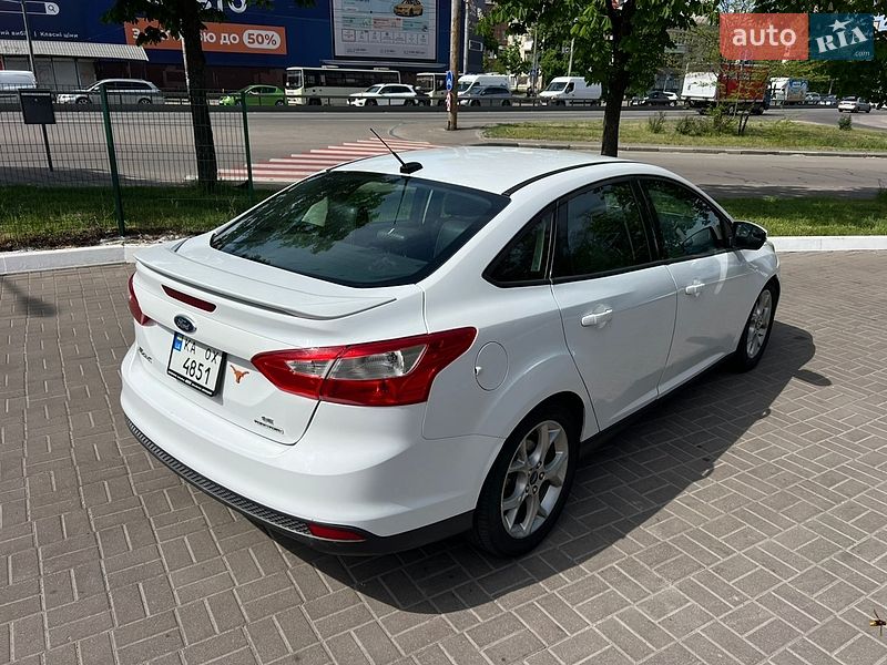Седан Ford Focus 2013 в Киеве