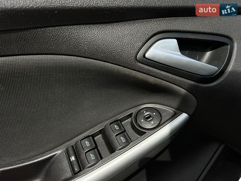 Седан Ford Focus 2013 в Киеве