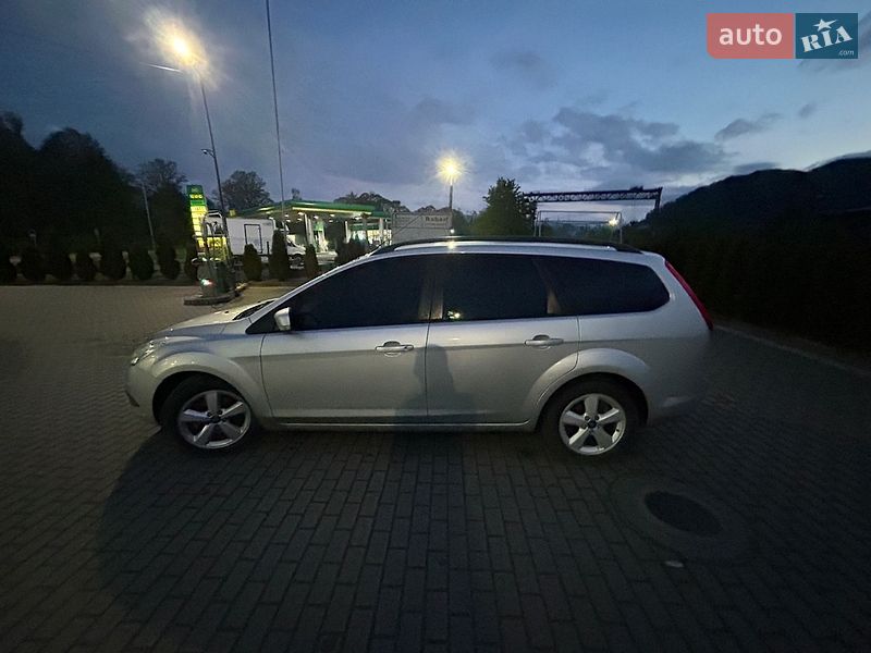 Универсал Ford Focus 2010 в Выгоде