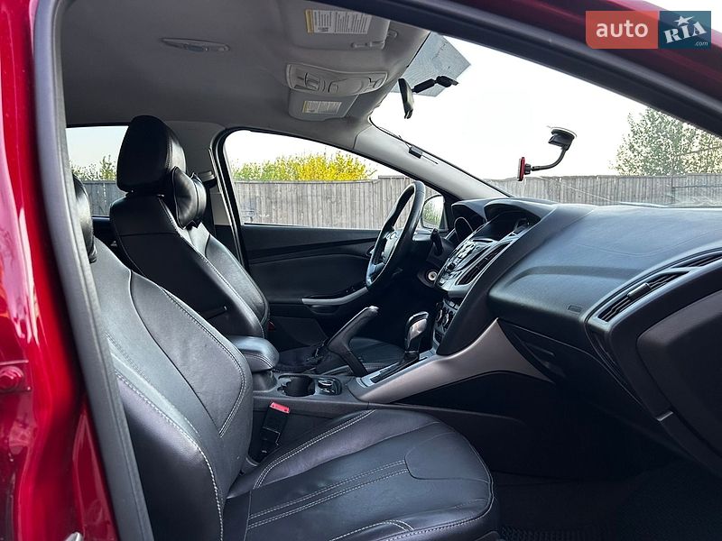 Хэтчбек Ford Focus 2014 в Софиевской Борщаговке