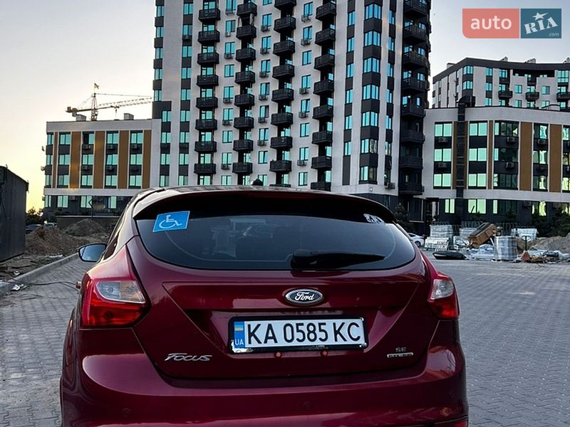 Хэтчбек Ford Focus 2014 в Софиевской Борщаговке
