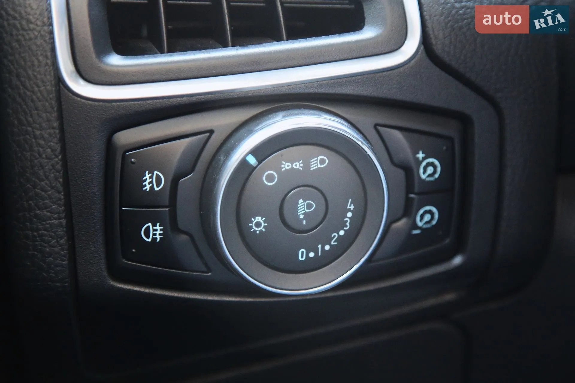 2012 Ford Focus - мініатюра 20