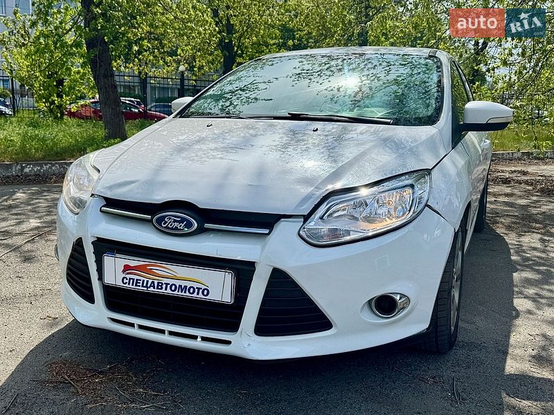Седан Ford Focus 2014 в Киеве