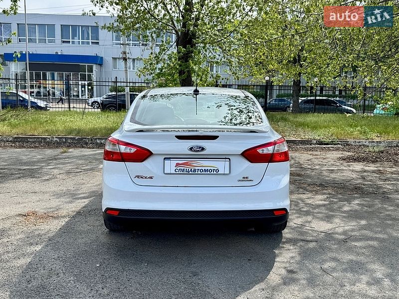 Седан Ford Focus 2014 в Киеве