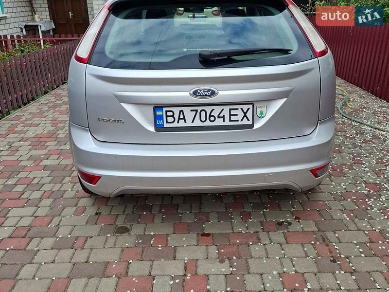 Хетчбек Ford Focus 2010 в Новомиргороді