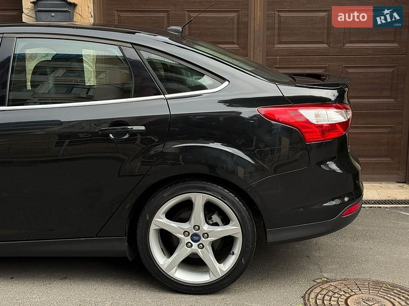 Седан Ford Focus 2013 в Одесі