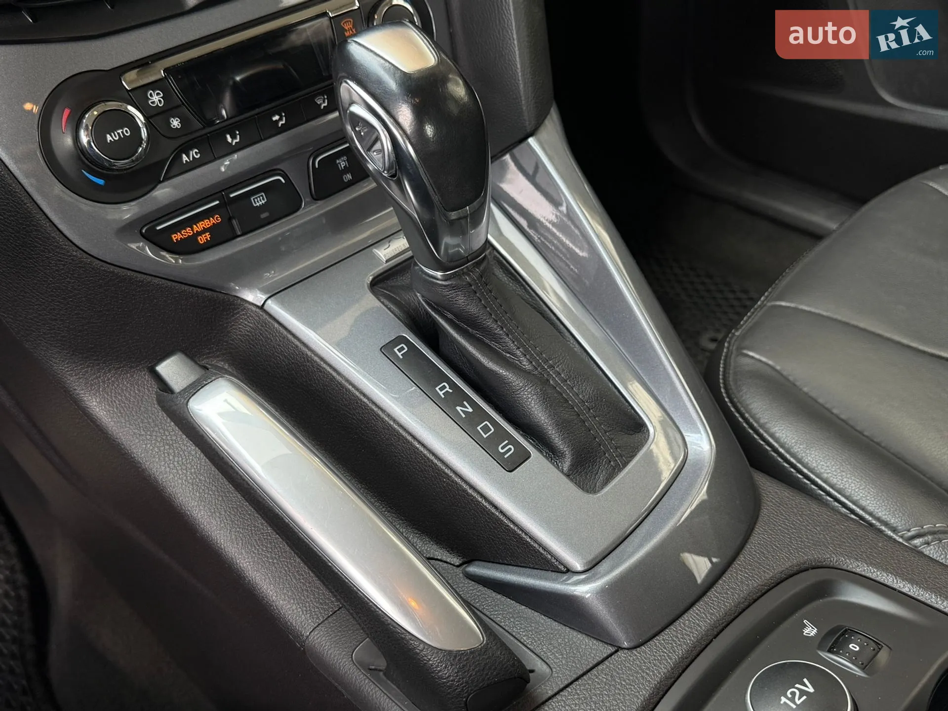 2013 Ford Focus - мініатюра 29