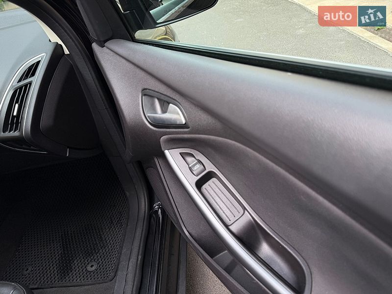 Седан Ford Focus 2013 в Одесі