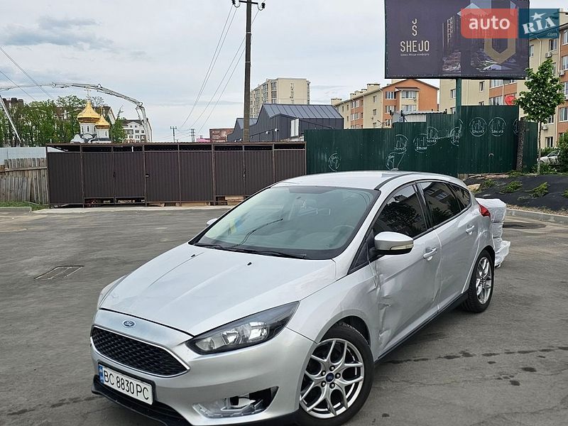 Хэтчбек Ford Focus 2014 в Киеве