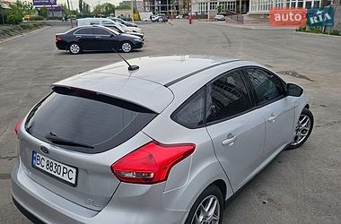 Хэтчбек Ford Focus 2014 в Киеве