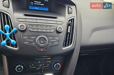 Хэтчбек Ford Focus 2014 в Киеве