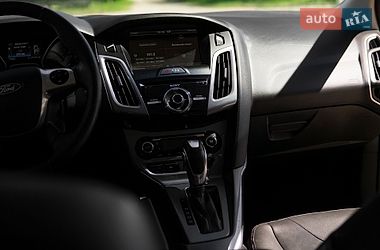 Седан Ford Focus 2014 в Кропивницком