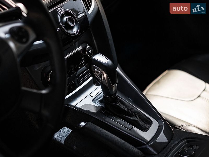 Седан Ford Focus 2014 в Кропивницком