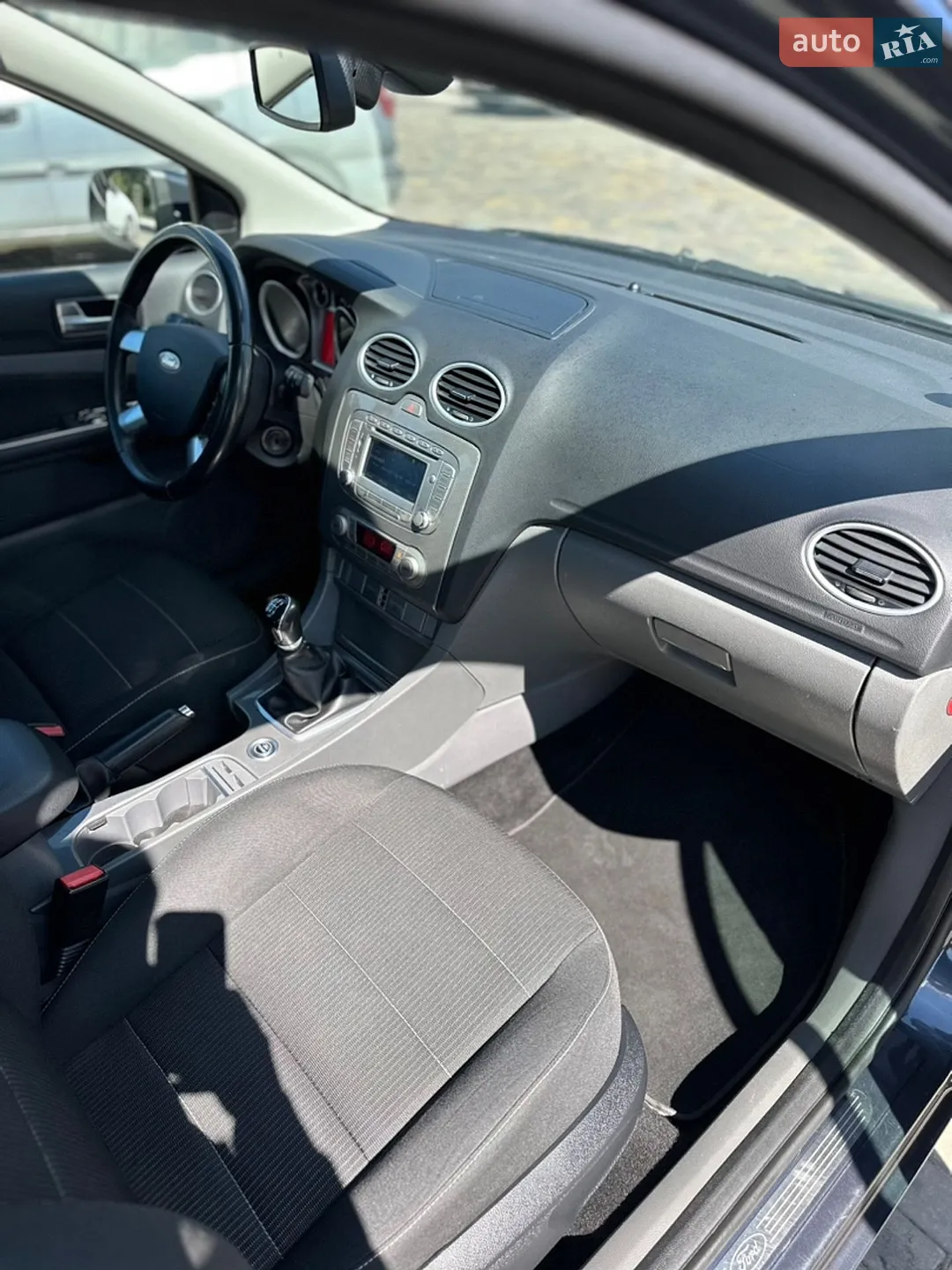 2010 Ford Focus - мініатюра 38