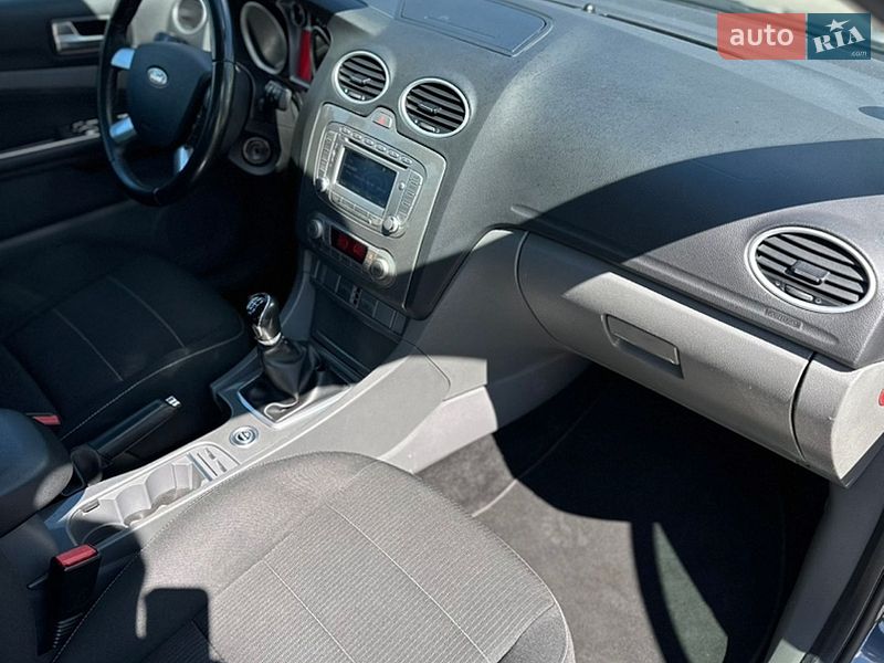 Универсал Ford Focus 2010 в Луцке