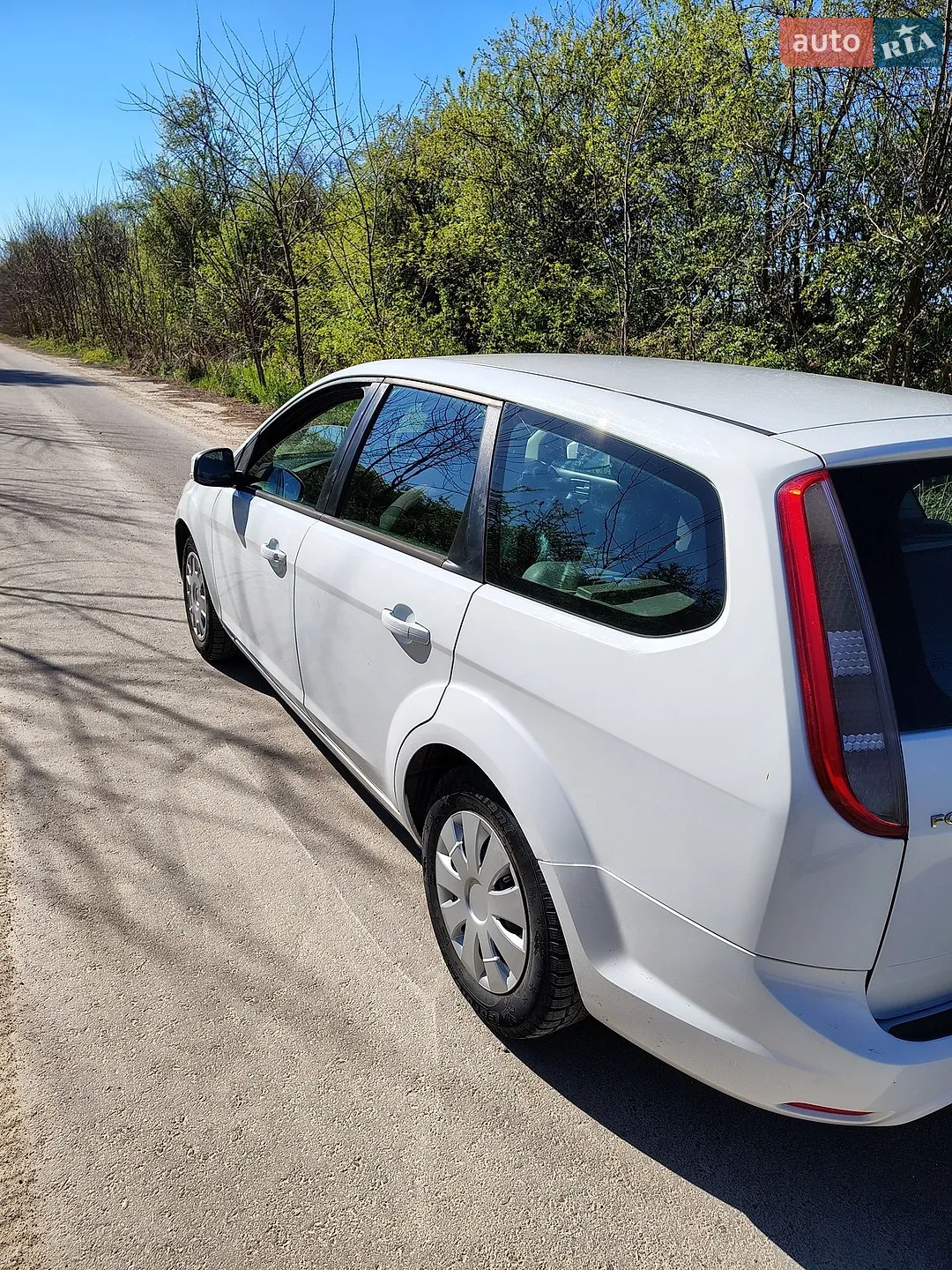 2010 Ford Focus - мініатюра 9