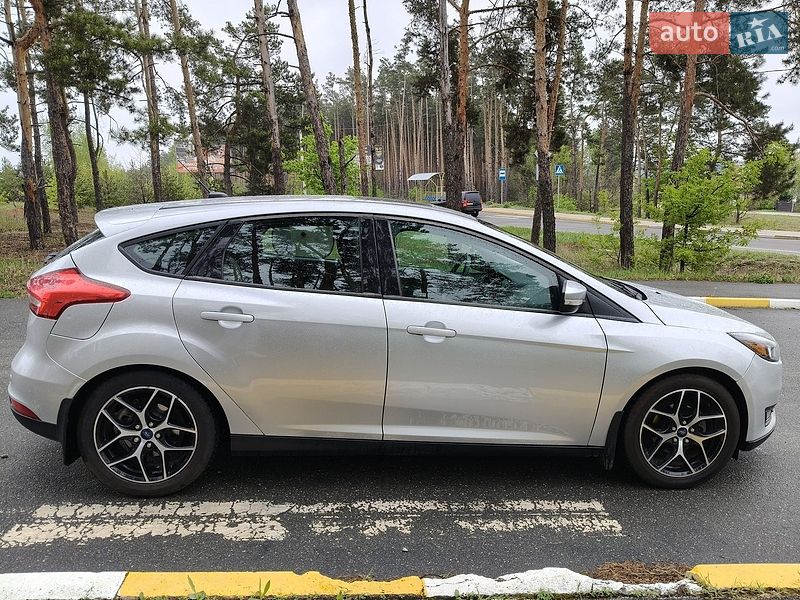 Хэтчбек Ford Focus 2017 в Киеве