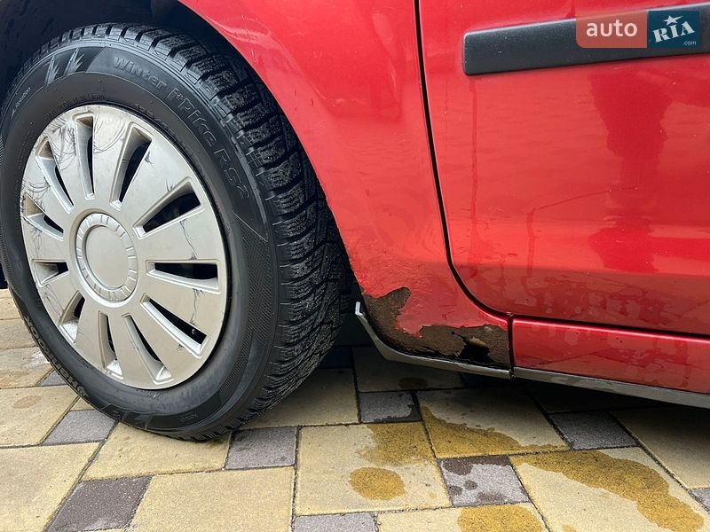 Хэтчбек Ford Focus 2006 в Киеве