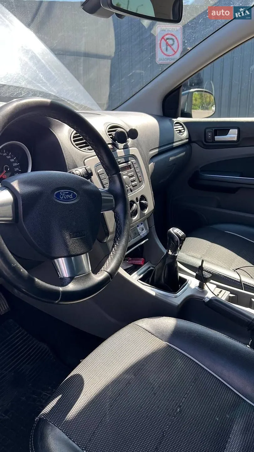 2010 Ford Focus - мініатюра 15