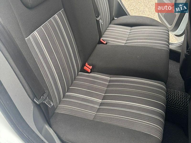 Універсал Ford Focus 2010 в Кривому Розі