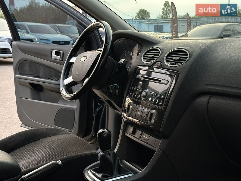 Хэтчбек Ford Focus 2006 в Харькове