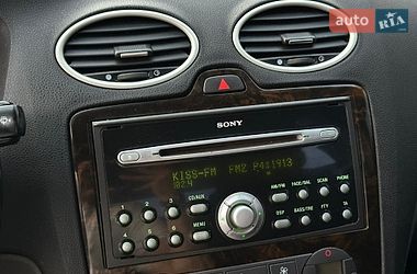 Хэтчбек Ford Focus 2006 в Харькове