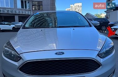 Хэтчбек Ford Focus 2016 в Киеве