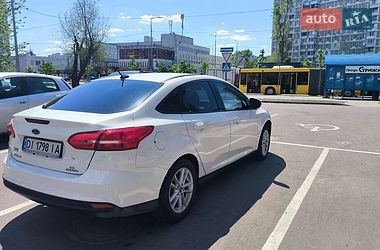 Седан Ford Focus 2016 в Киеве